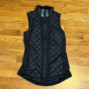 Athleta Women’s XXS Black Rock Springs Quilted Vest Winter Fall Sporty Pockets